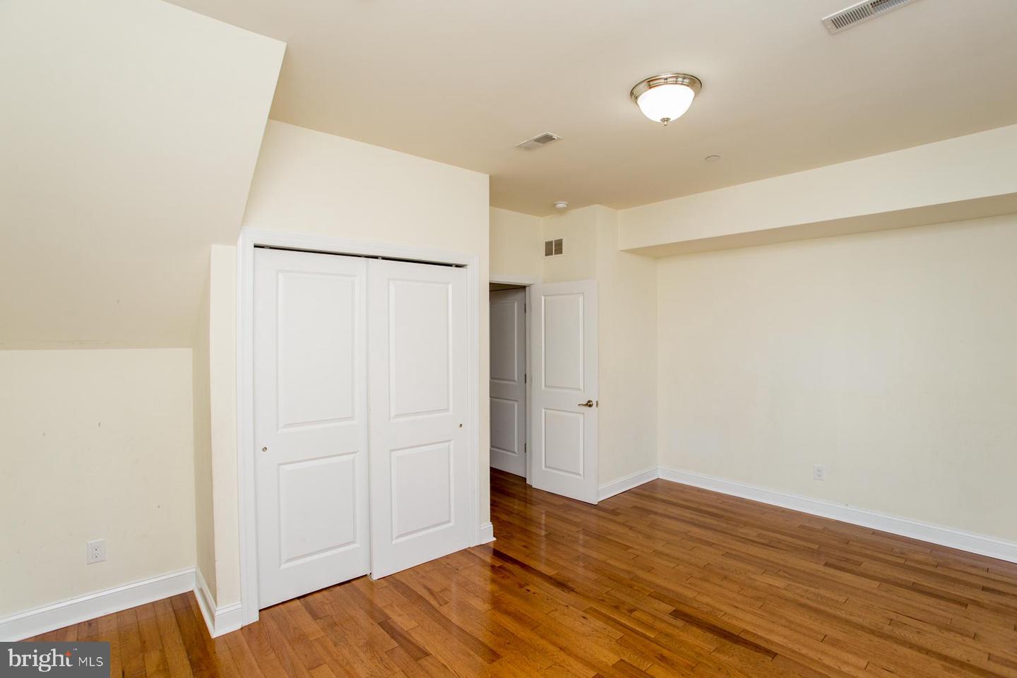1860 Frankford Ave Property Photo 61