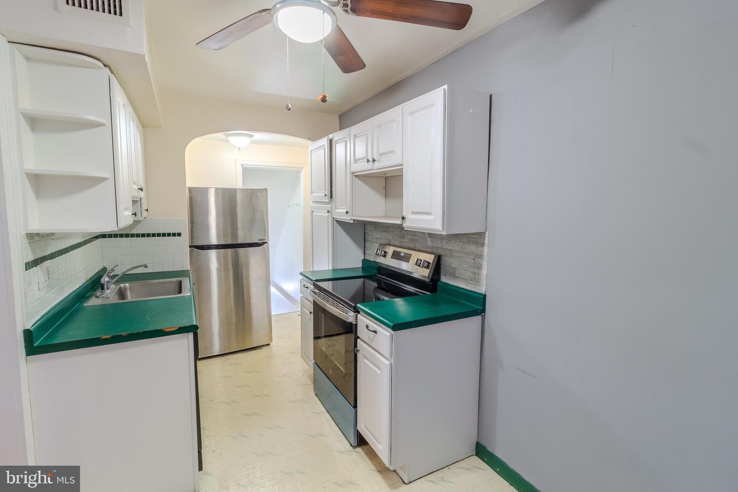 2219 Friendship St Property Photo 9