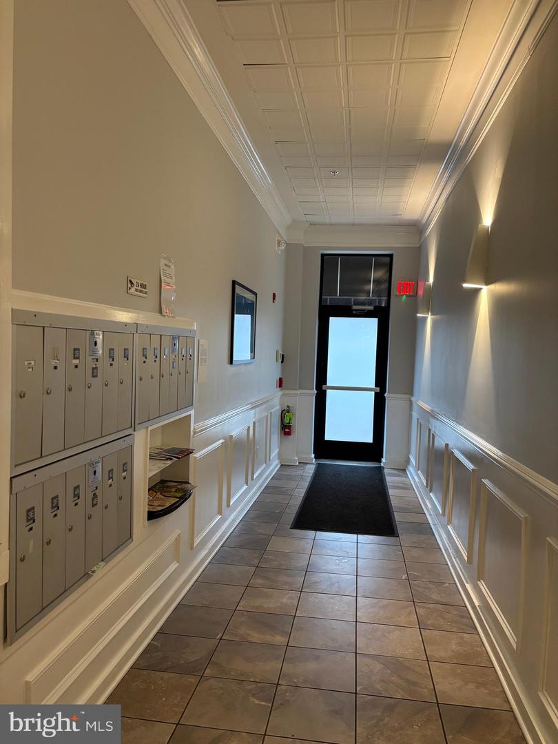 926 N 3rd St #3d Property Photo 3