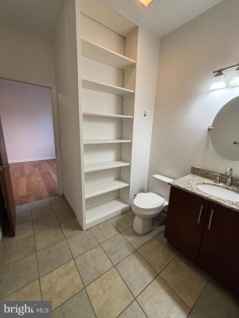 926 N 3rd St #3d Property Photo 14
