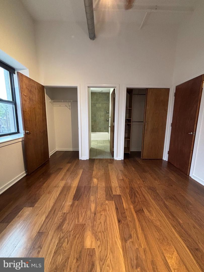 926 N 3rd St #3d Property Photo 15