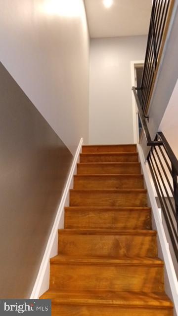 2626 Gerritt St Property Photo 3