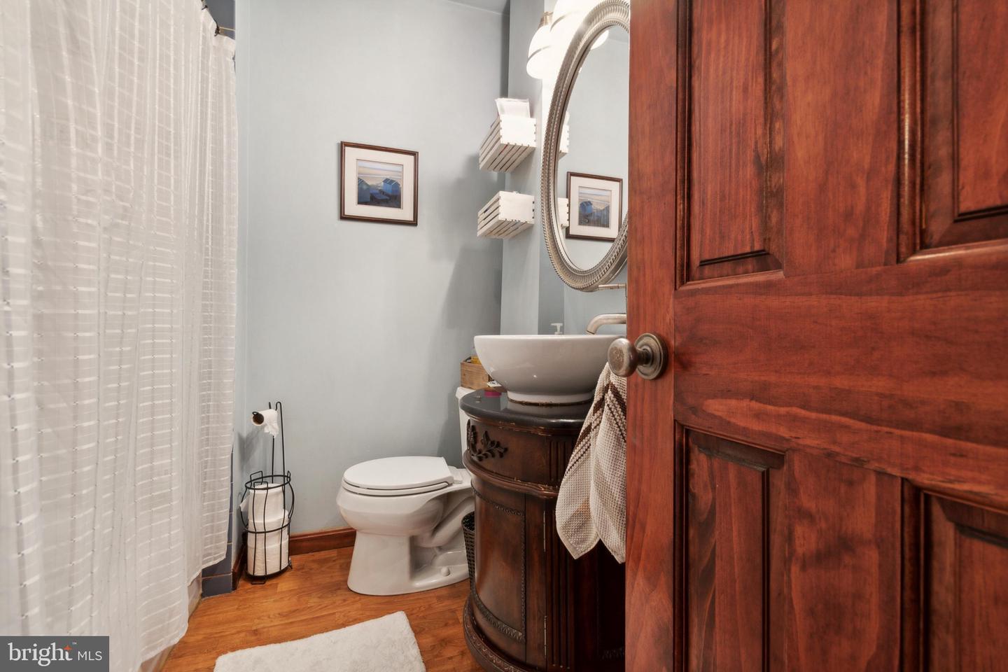 2534 E Somerset St Property Photo 21