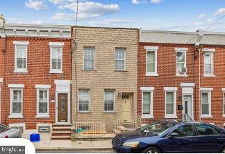 339 Tree St Property Photo 1
