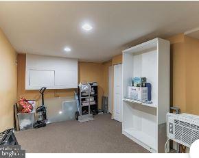 339 Tree St Property Photo 17