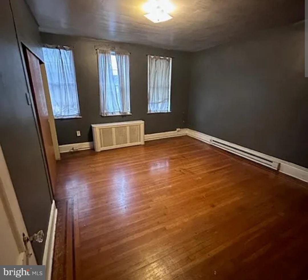 1911 Mckean St Property Photo 2