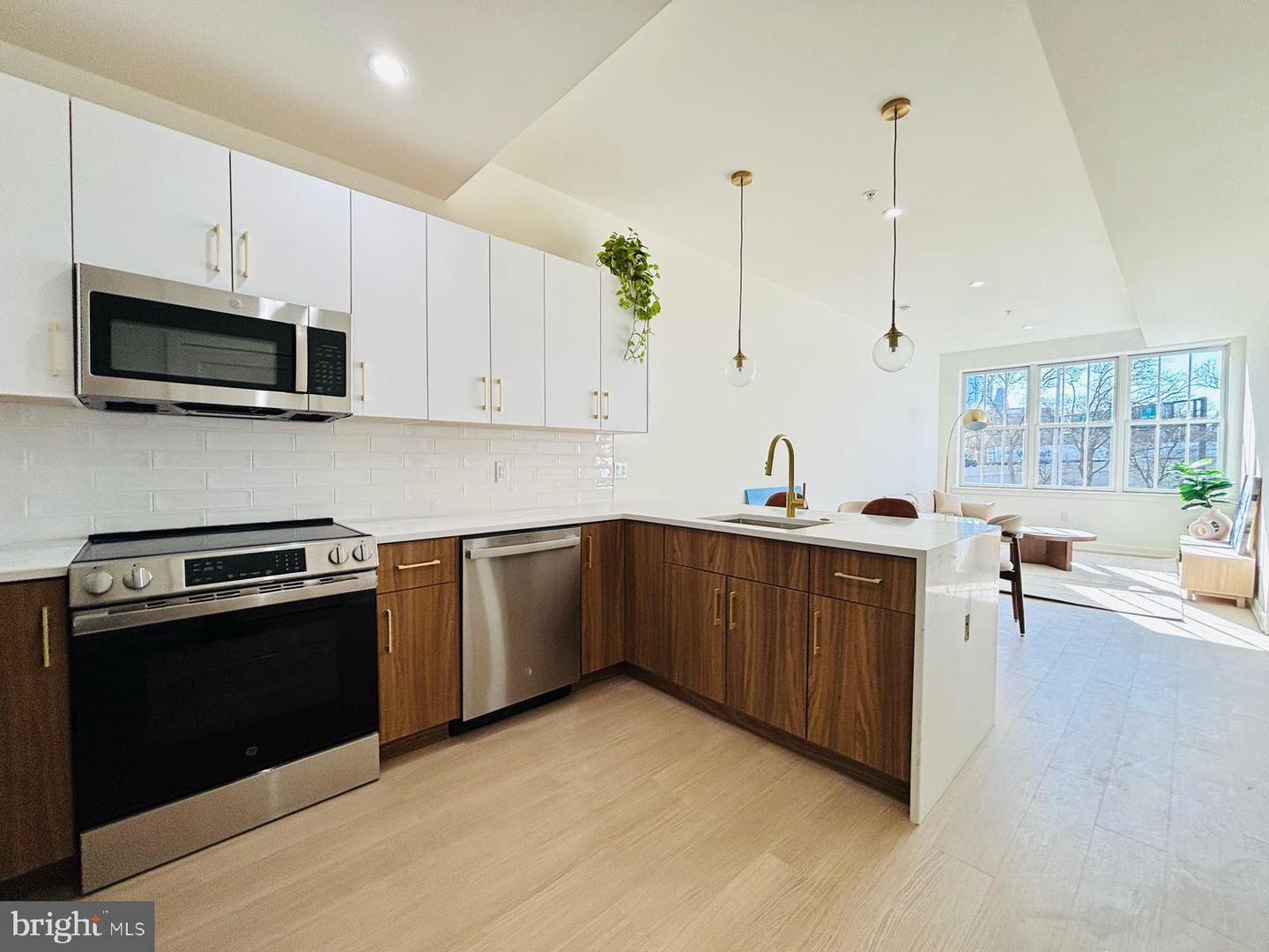 416 Vine St Property Photo 1