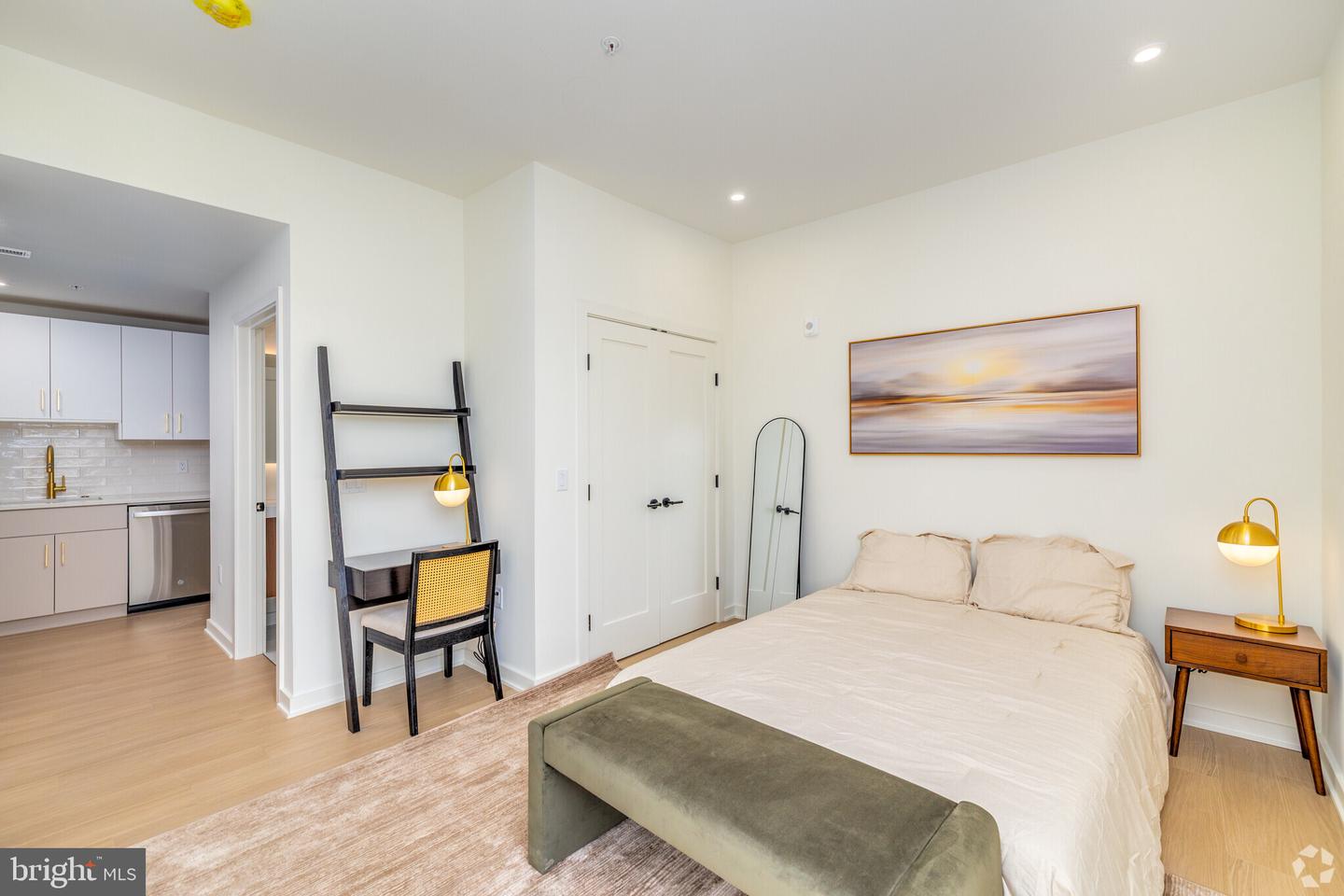 416 Vine St #206 Property Photo 1