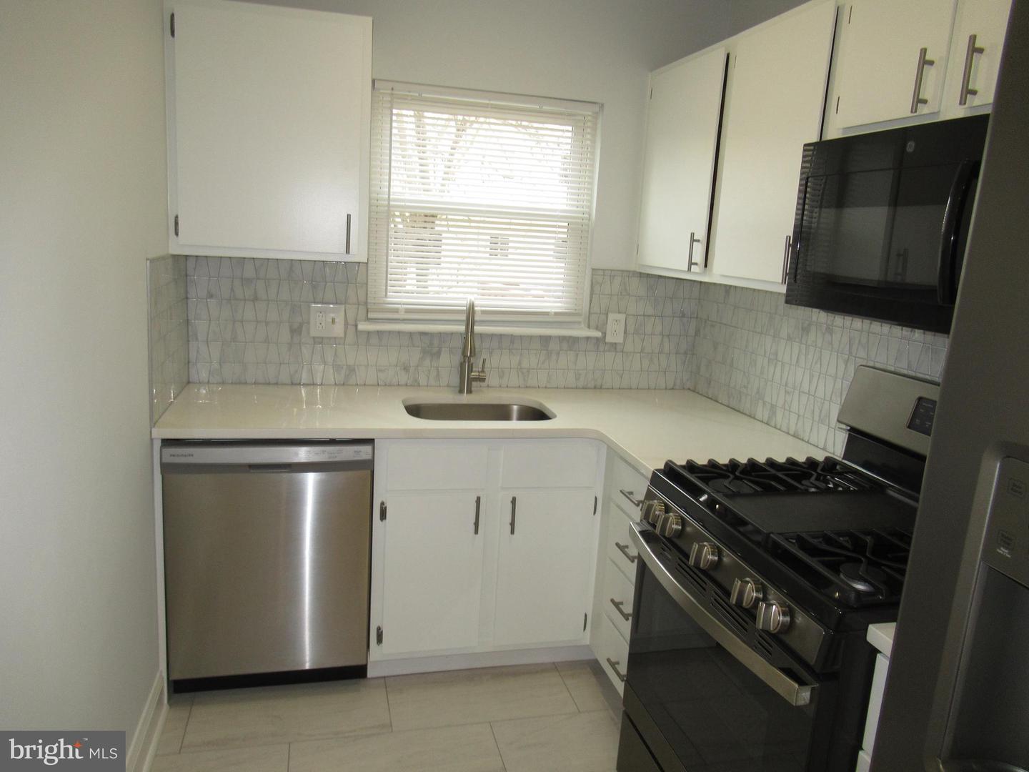 1506 Stoney Ln #b Property Photo 20