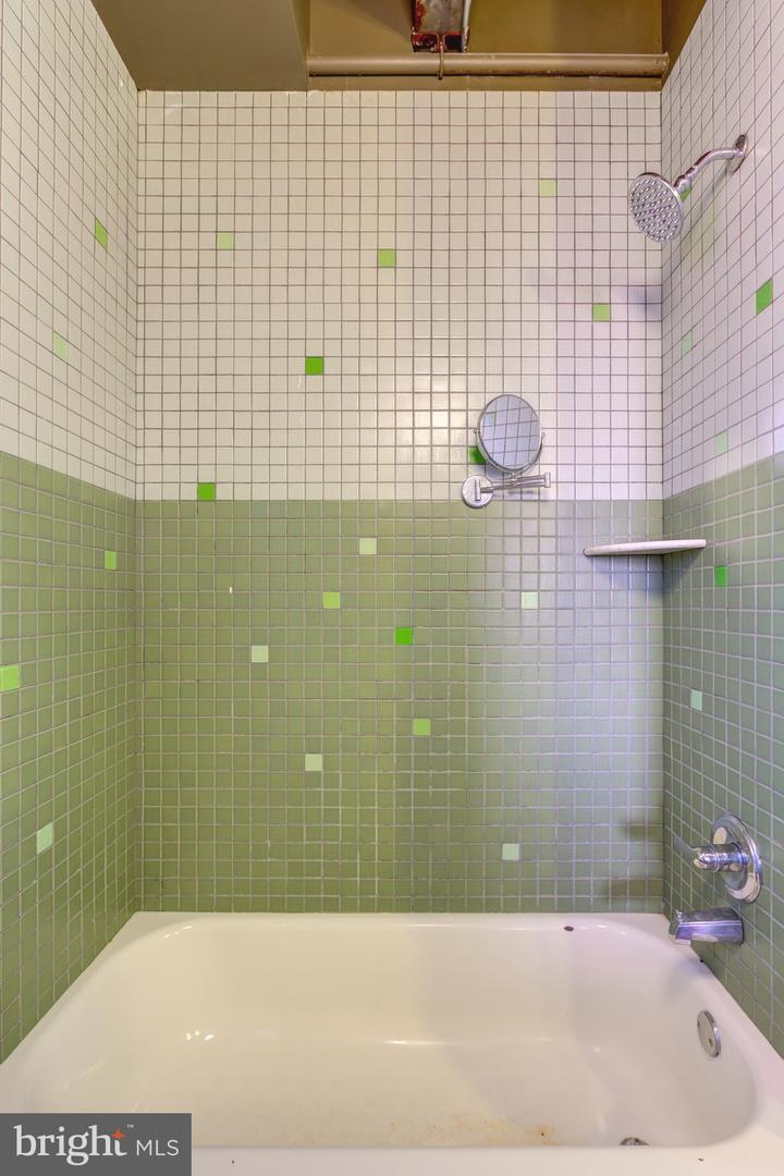111 W Norris St Property Photo 25