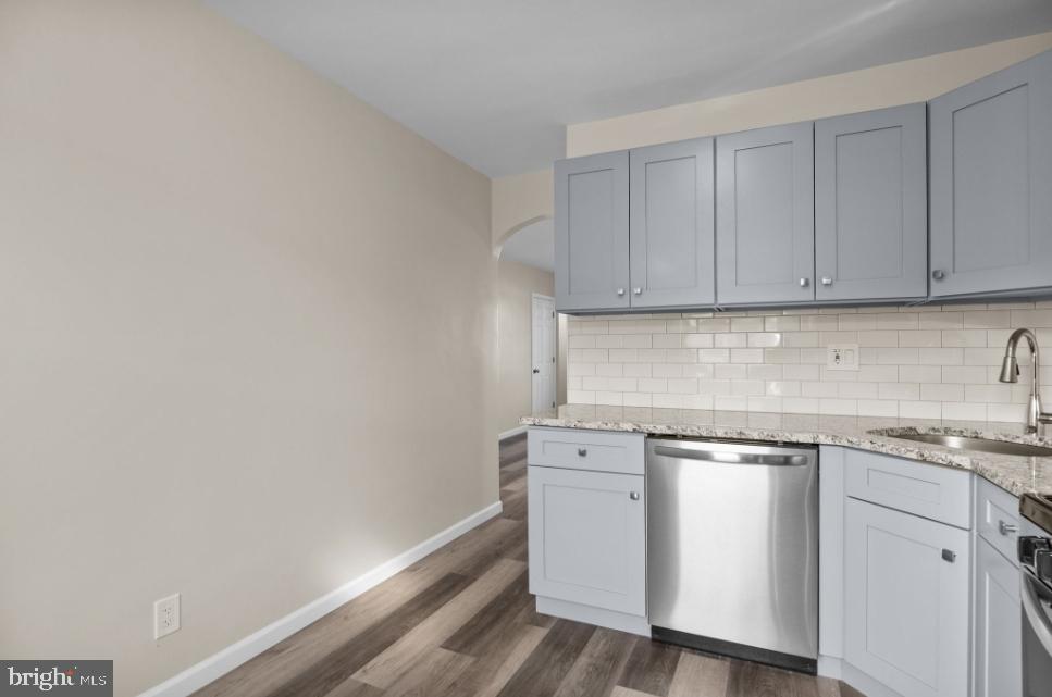 7135 Rutland St Property Photo 6