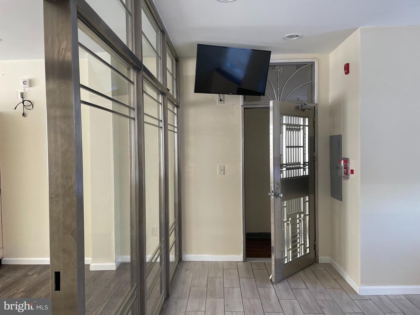 7260-64 Frankford Ave #2nd Floor Property Photo 20