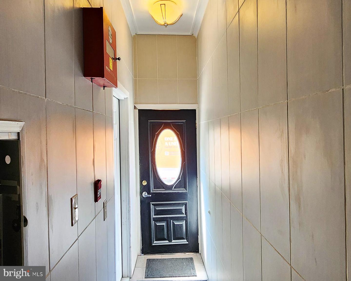 1413 Lombard St Property Photo 2