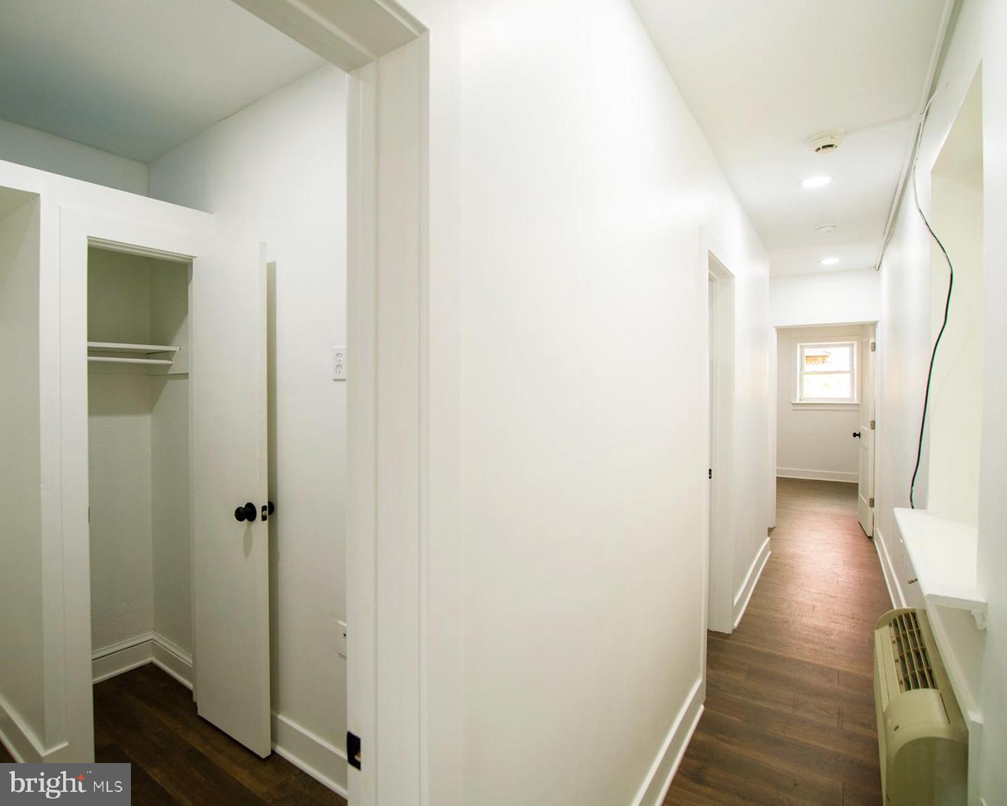 1413 Lombard St Property Photo 5