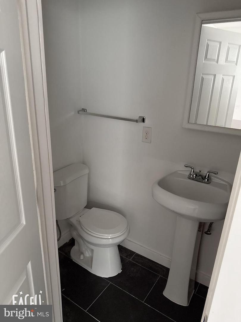 1511 W Seybert St Property Photo 23