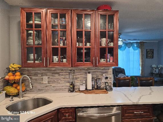 8566 Tolbut St Property Photo 19