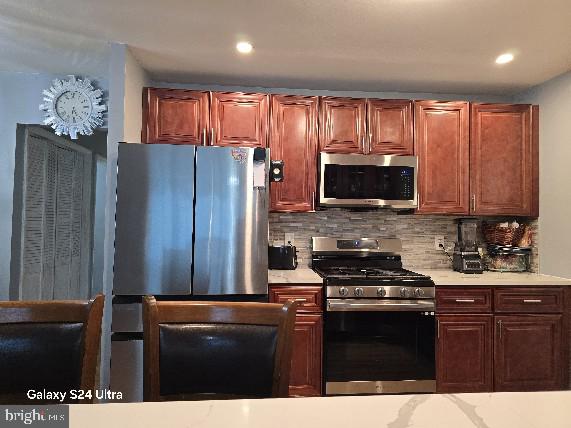 8566 Tolbut St Property Photo 23