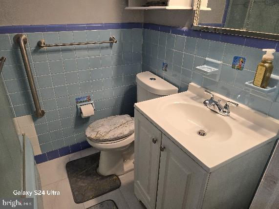 8566 Tolbut St Property Photo 63