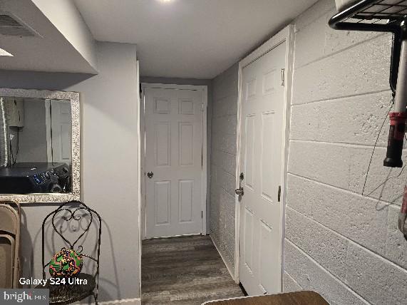 8566 Tolbut St Property Photo 94