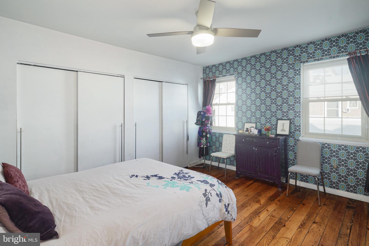 712 S Chadwick St Property Photo 8