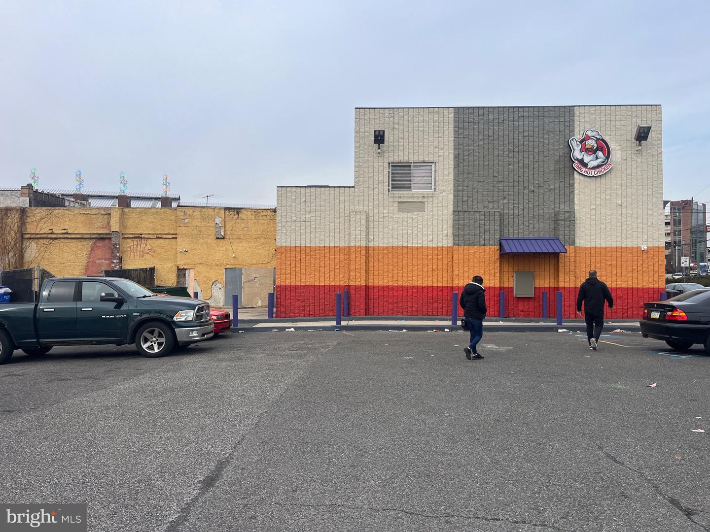 5253 Frankford Ave Property Photo 1