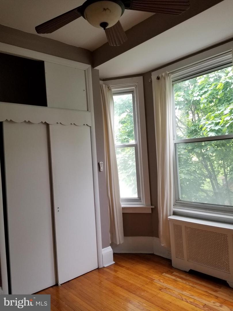 1109 Spruce St #3r Property Photo 8