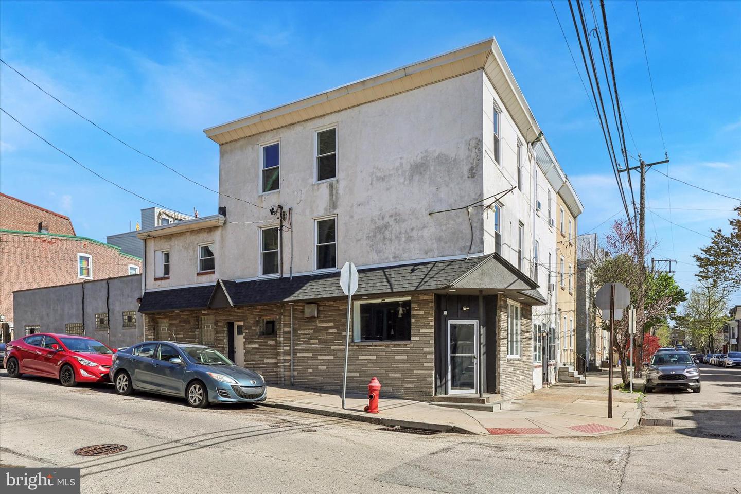 3847 Terrace St Property Photo 1