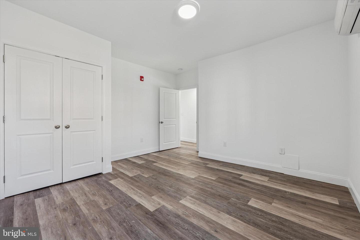 3847 Terrace St Property Photo 17