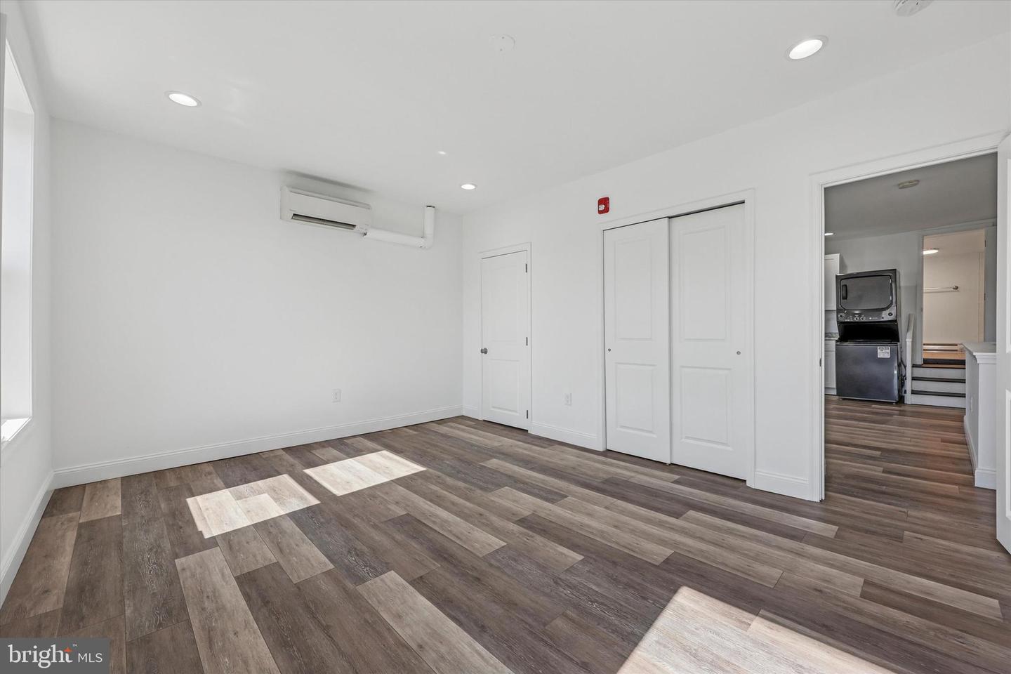 3847 Terrace St Property Photo 21