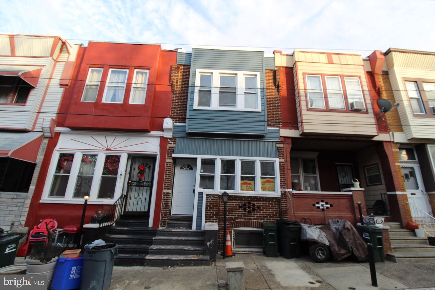3237 N Newkirk St Property Photo 1