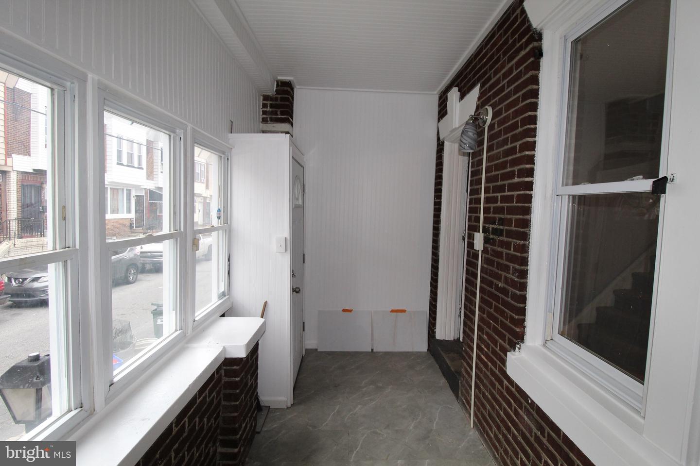 3237 N Newkirk St Property Photo 13