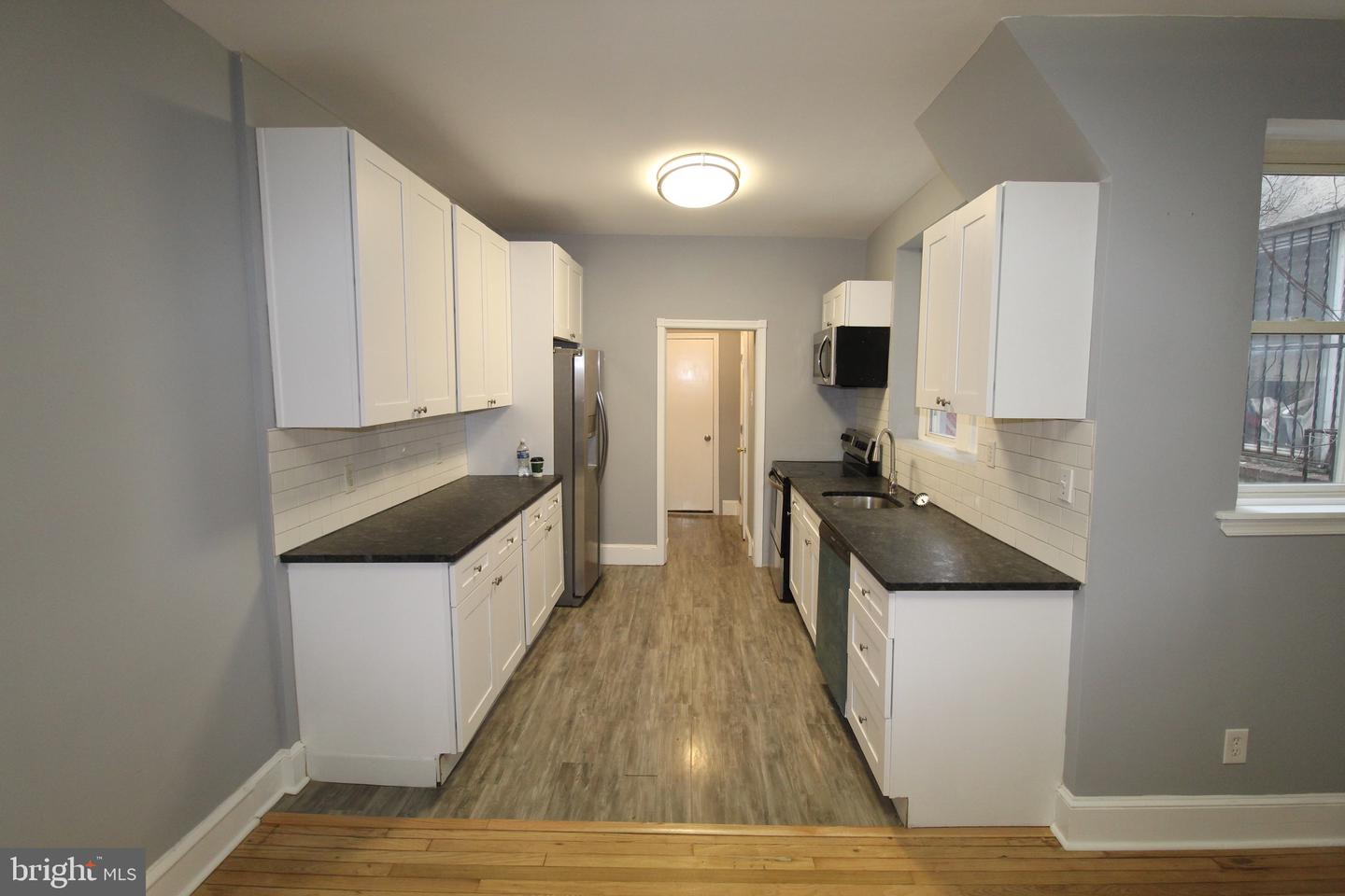 3237 N Newkirk St Property Photo 18