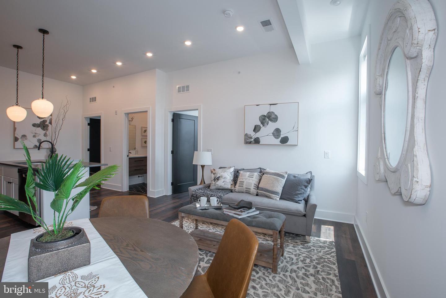 2940 W Thompson St #unit 101 Property Photo 18
