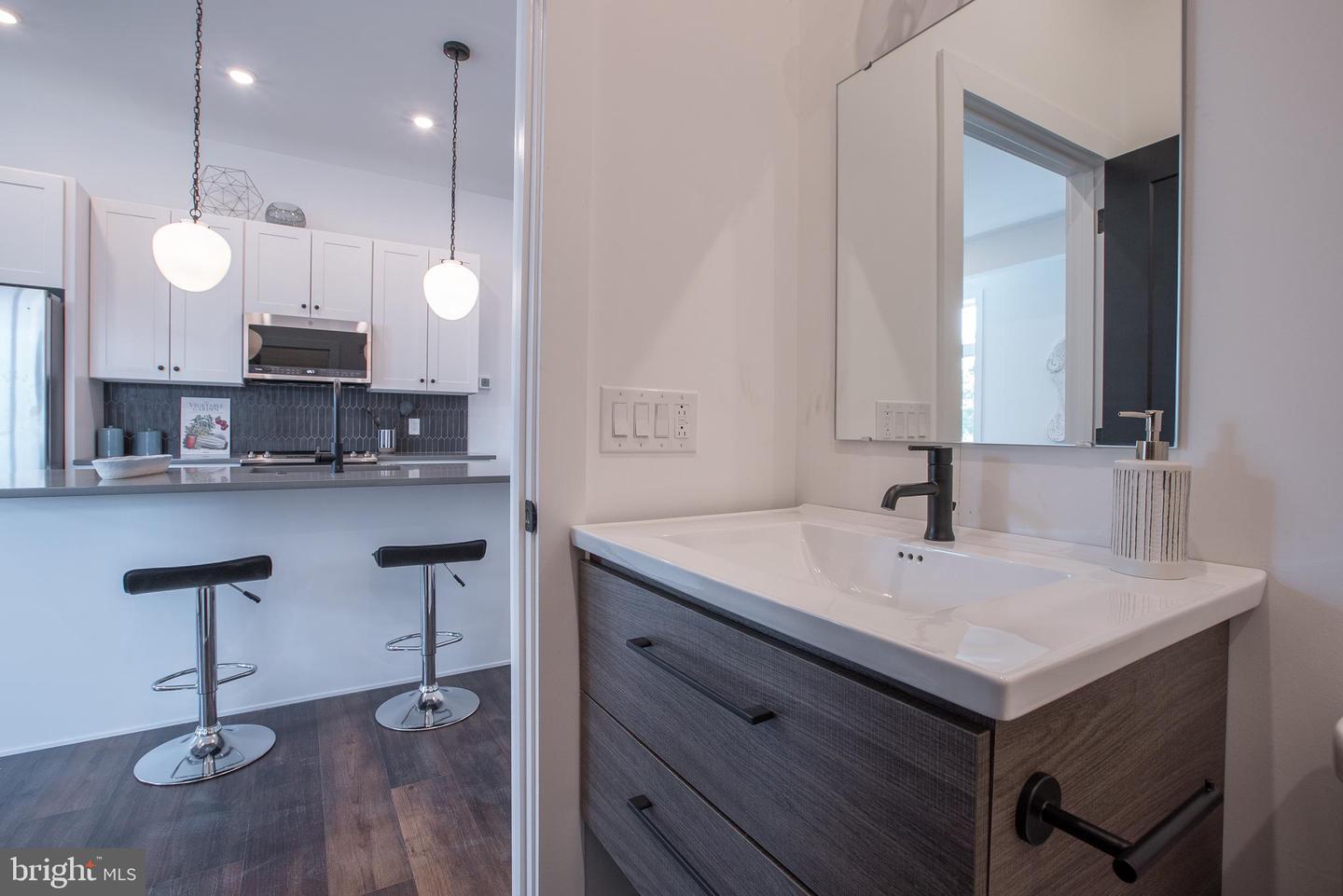 2940 W Thompson St #unit 101 Property Photo 22
