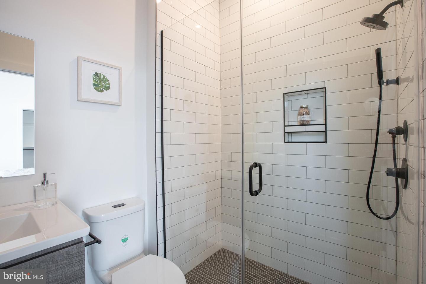2940 W Thompson St #unit 101 Property Photo 33