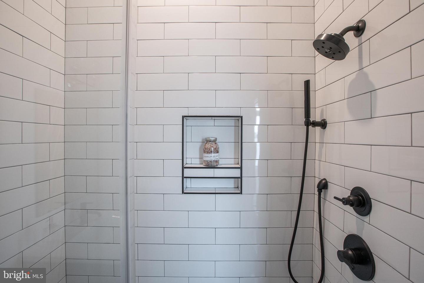 2940 W Thompson St #unit 101 Property Photo 34