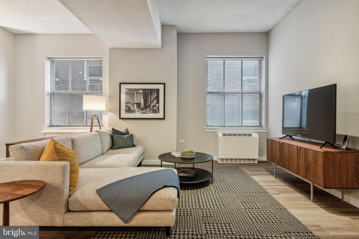 875 Sansom Street #1608 Property Photo 5