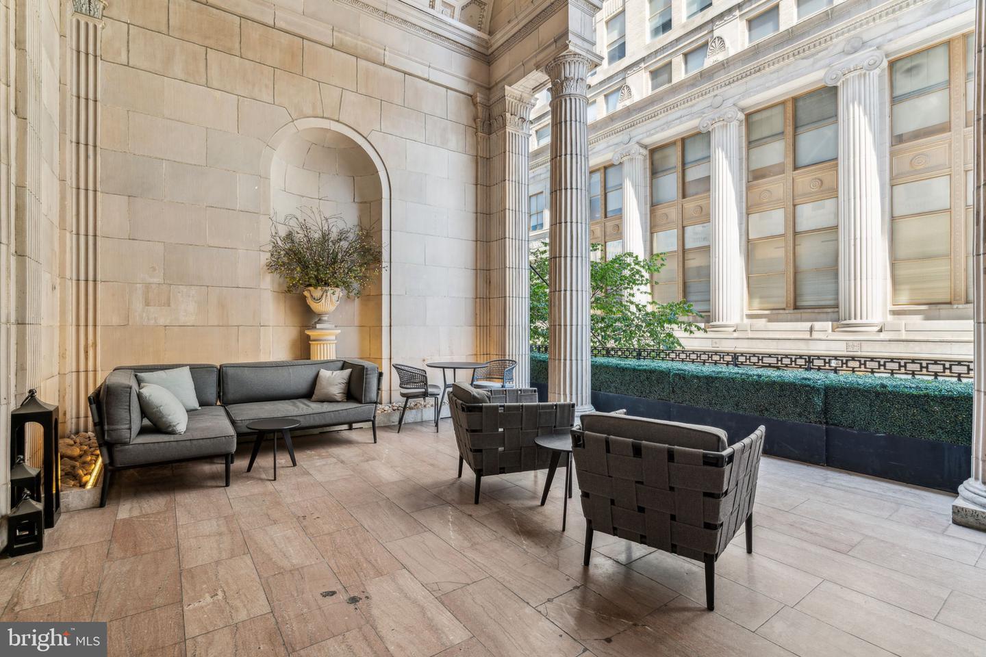 875 Sansom Street #1608 Property Photo 33