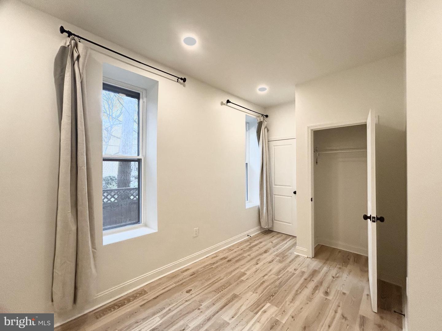 3510 Hamilton St #2w Property Photo 10