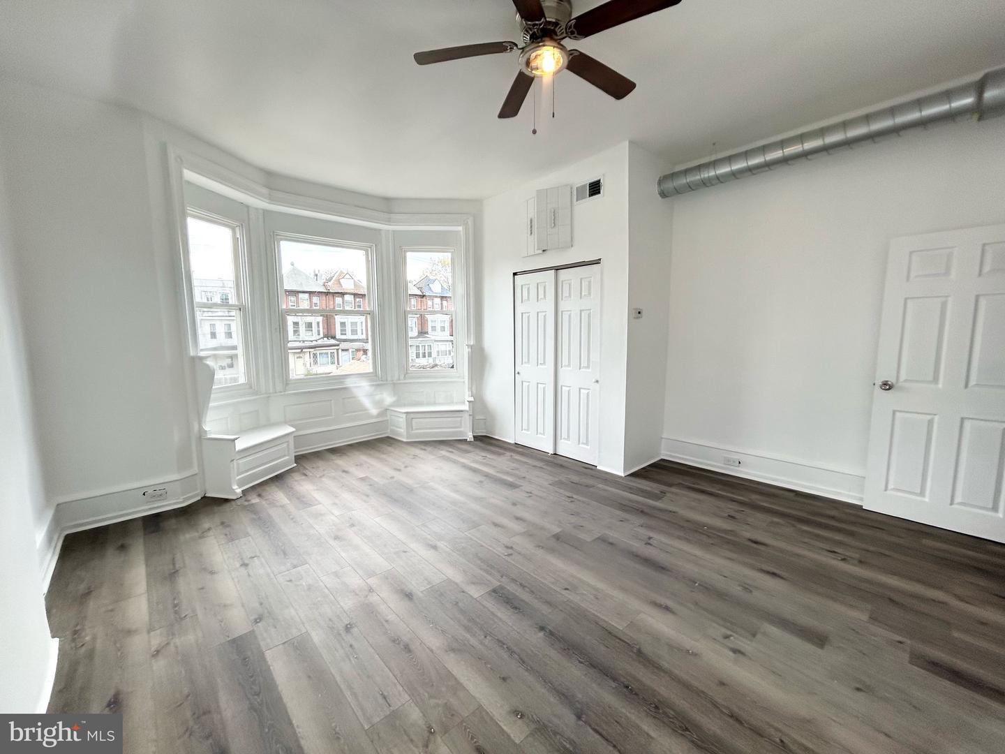 1801 W Erie Ave Property Photo 5