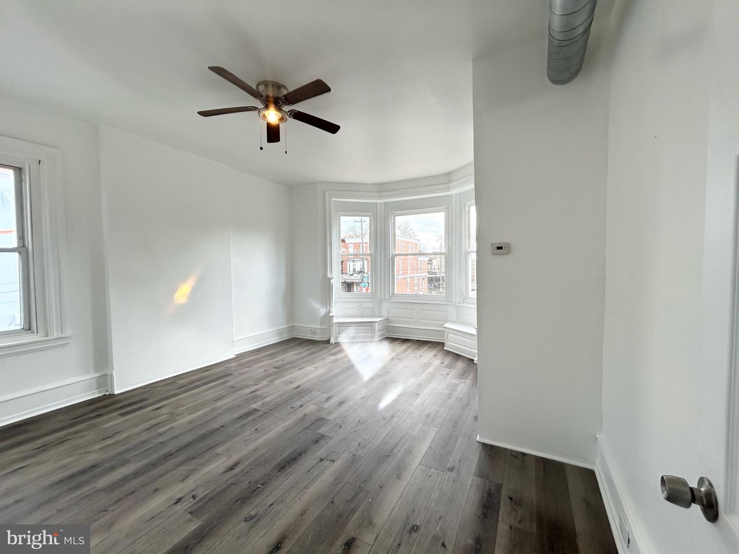 1801 W Erie Ave Property Photo 6