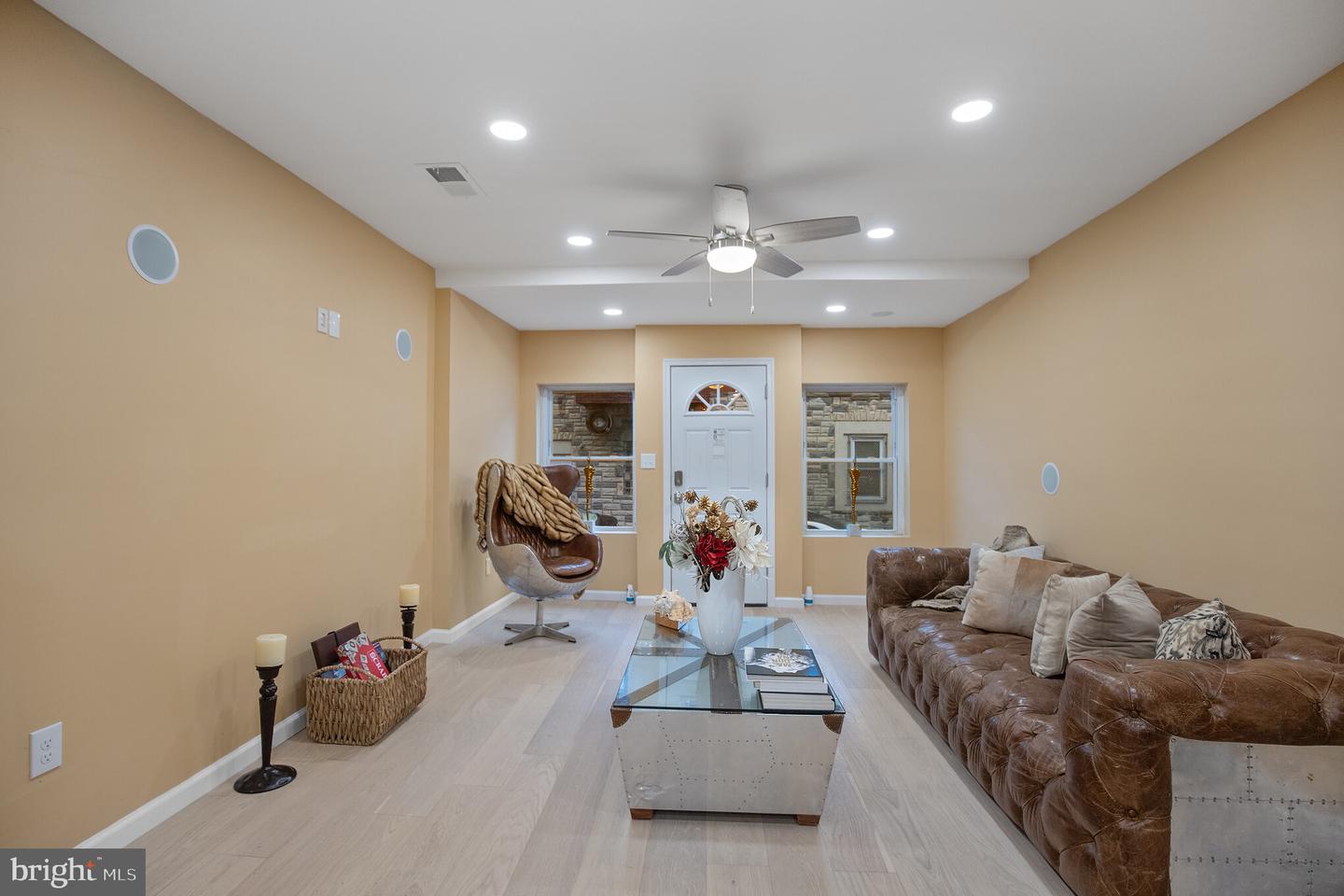 1652 S ETTING ST Property Photo 1