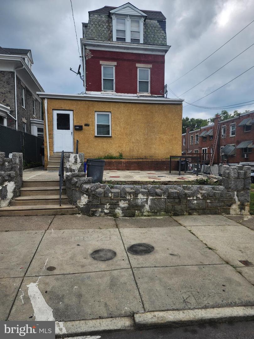 5026 PENN ST Property Photo 1