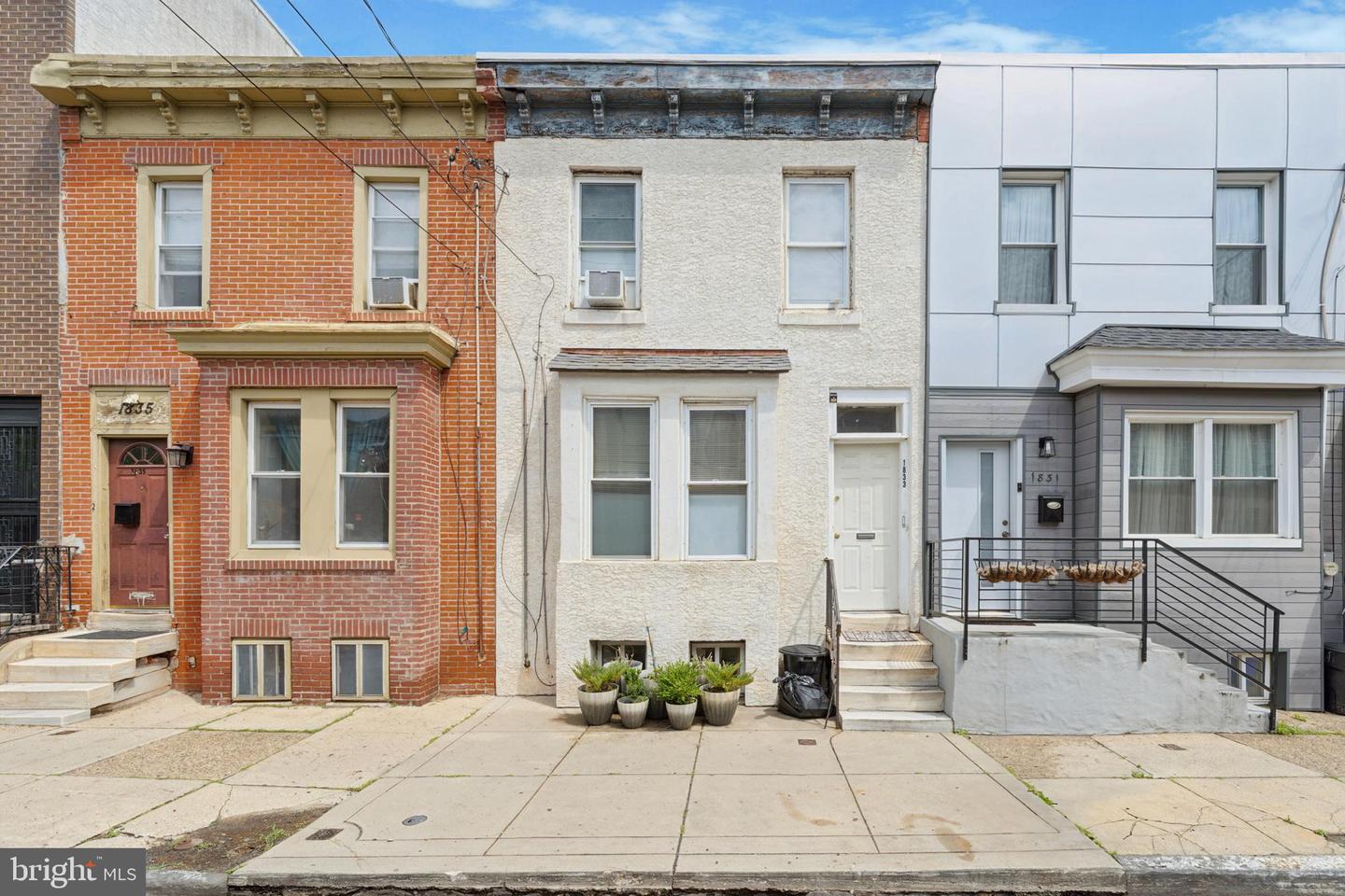 1833 Reed St Property Photo