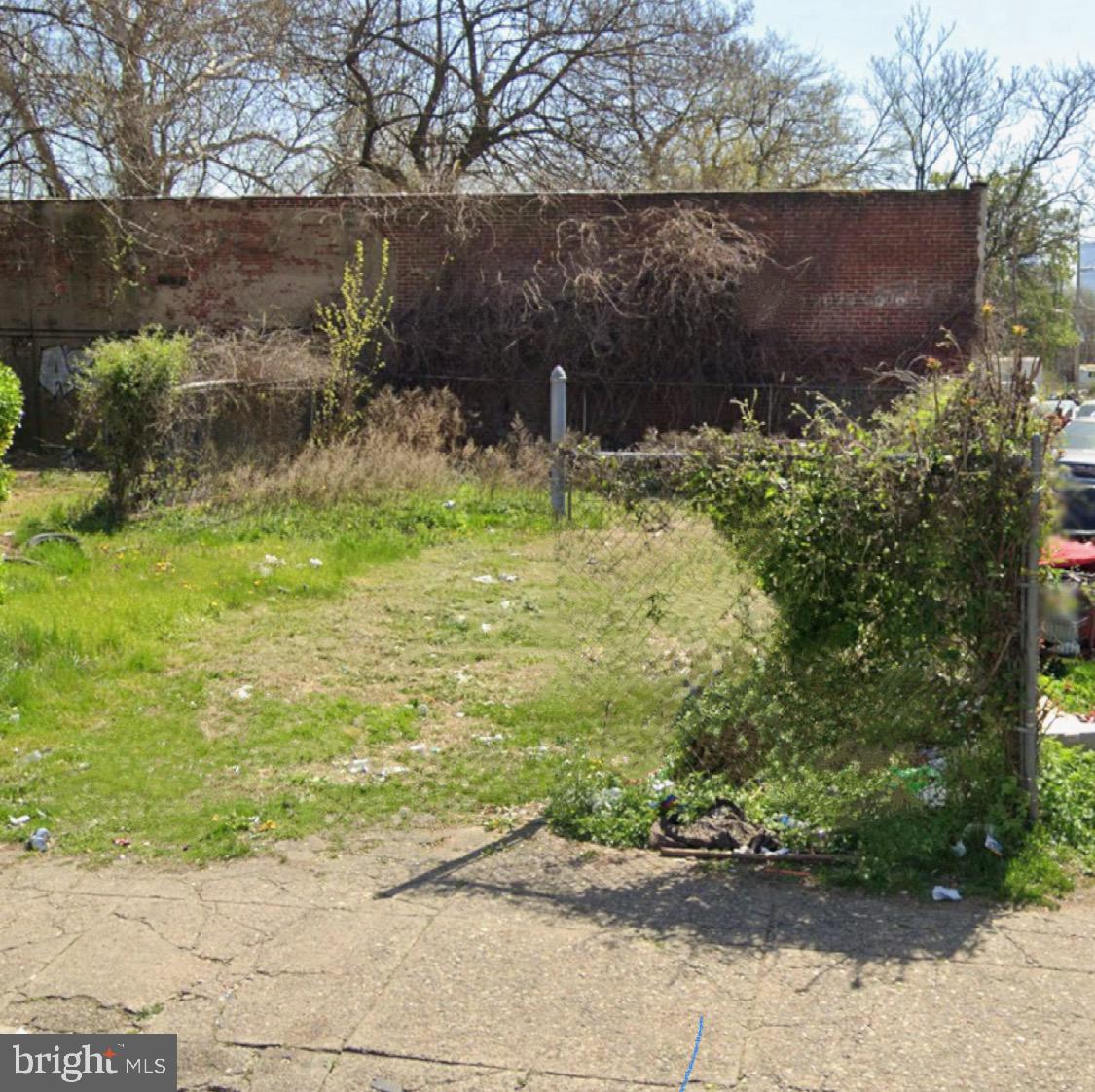 1520 W CUMBERLAND ST Property Photo 1