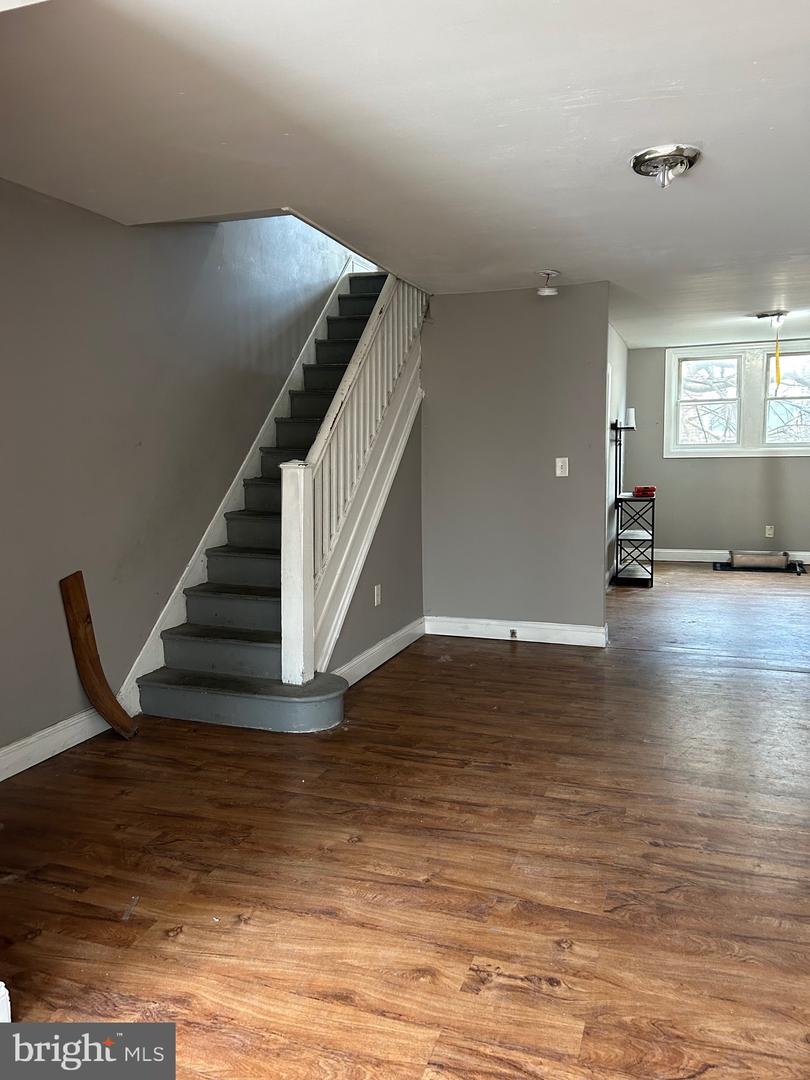 2610 S Sylmar St Property Photo 7