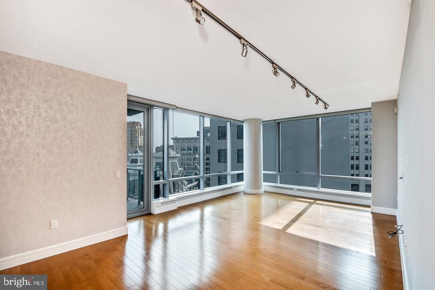 1414 S Penn Sq #20b Property Photo 8