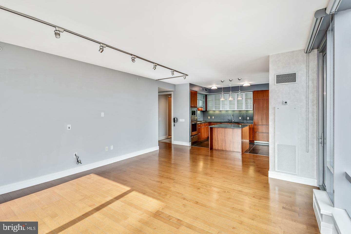 1414 S Penn Sq #20b Property Photo 10