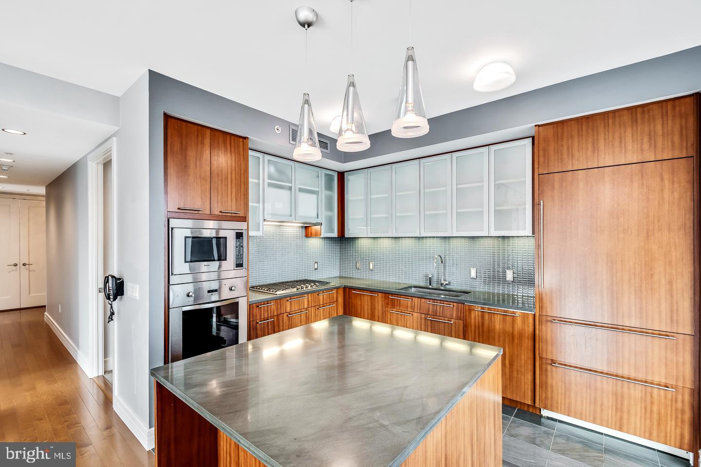 1414 S Penn Sq #20b Property Photo 14