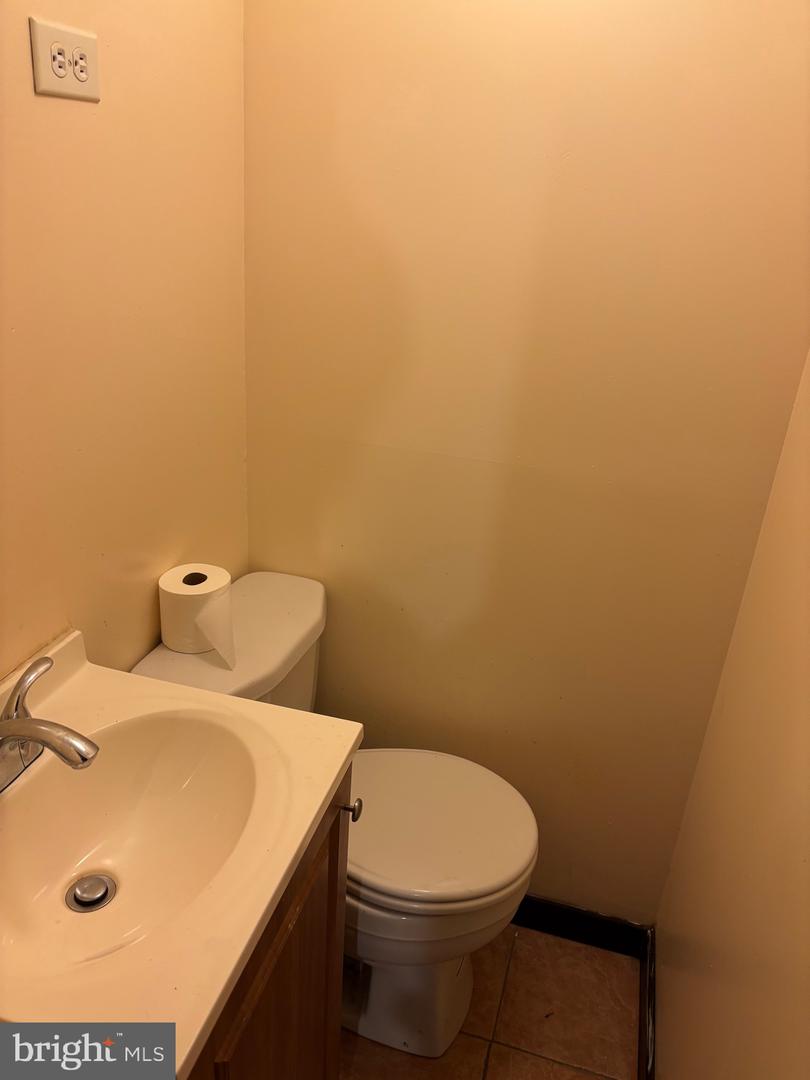 4003 E Roosevelt Blvd Property Photo 42